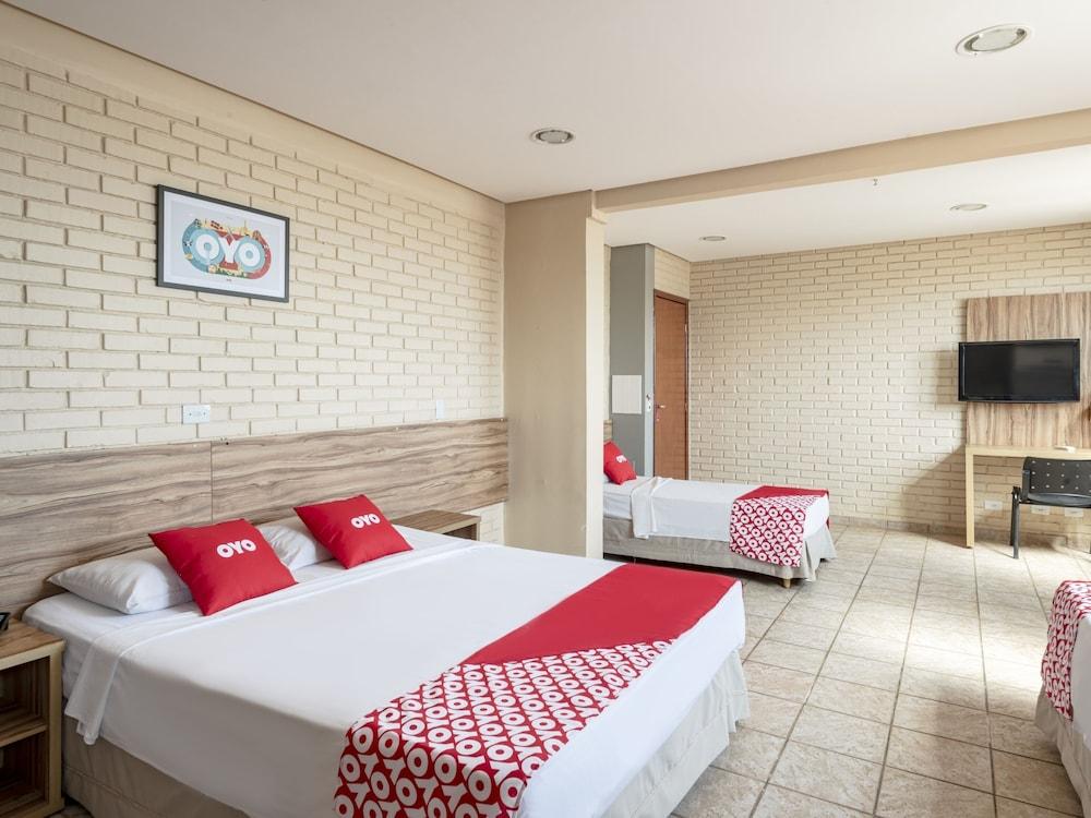 OYO Hotel Serras De Goyaz Centro, Goiânia Exterior foto
